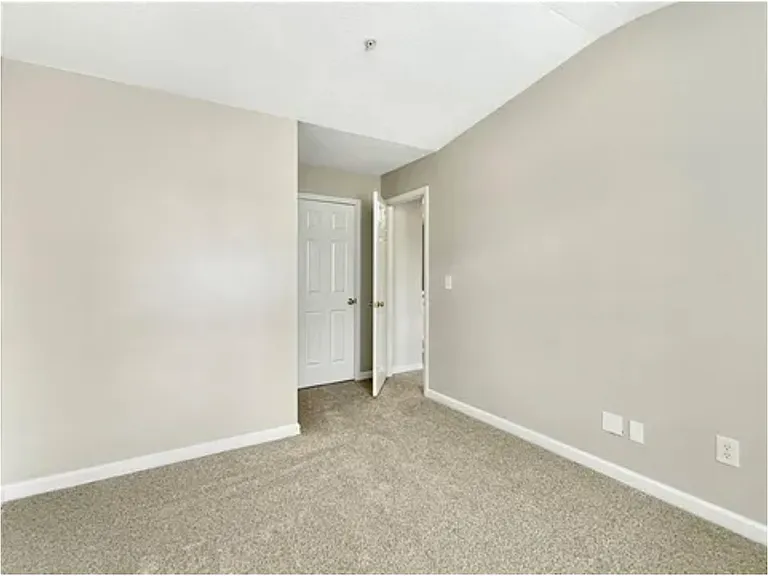 137 Riverstone Commons Cir #137 — Photo 17