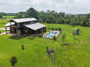 26534 Mitchell Rd, Hempstead, TX 77445