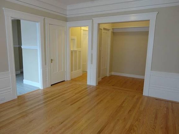4th image of 1372 Pine St #106