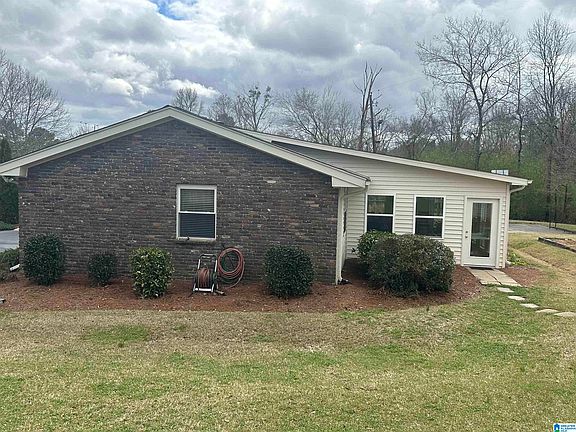 4th image of 6770 Thompson Ln