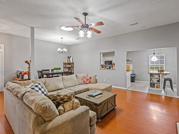 5th image of 7097 Shady Grove Way
