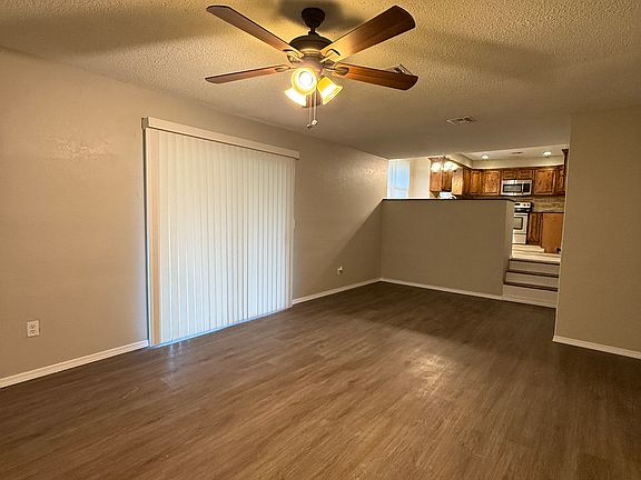 5th image of 116 Lochwood Cir
