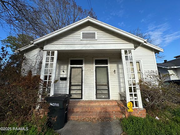 3rd image of 714 W Saint Peter St