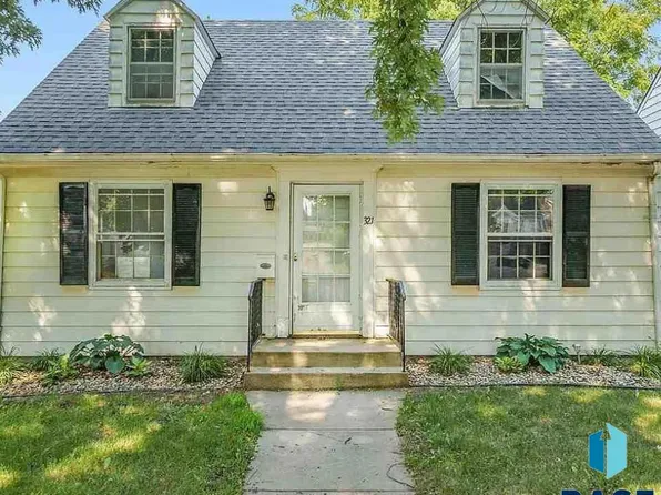 321 N Grange Ave, Sioux Falls, SD 57104