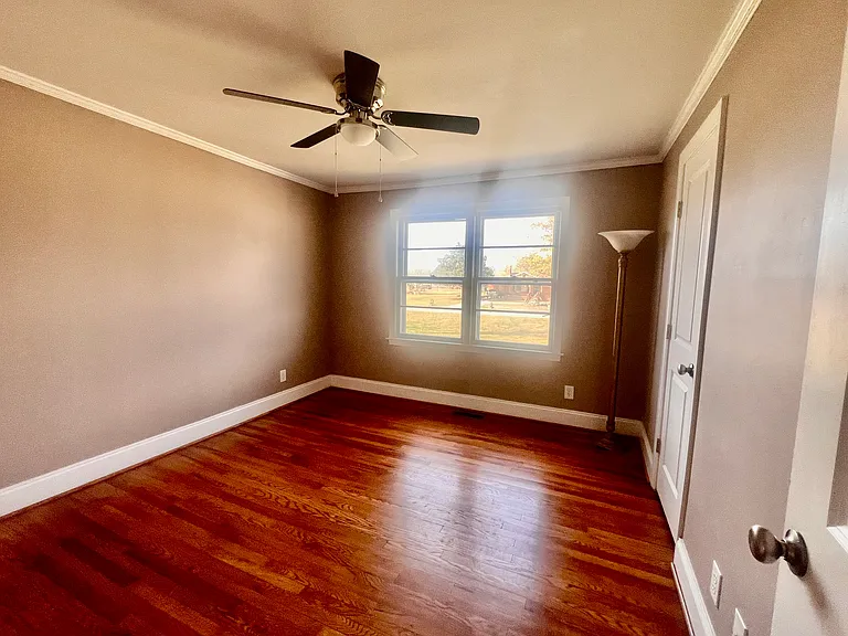1638 Evans Rd — Photo 8