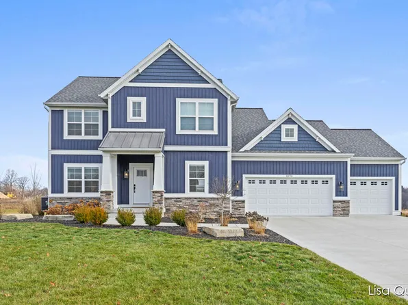 8970 Sterling Hills Dr NE, Rockford, MI 49341