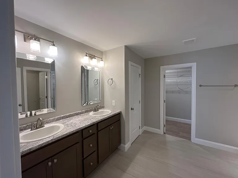7117 Nans Creek Way — Photo 8