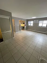 17 68th Street, #UNIT7