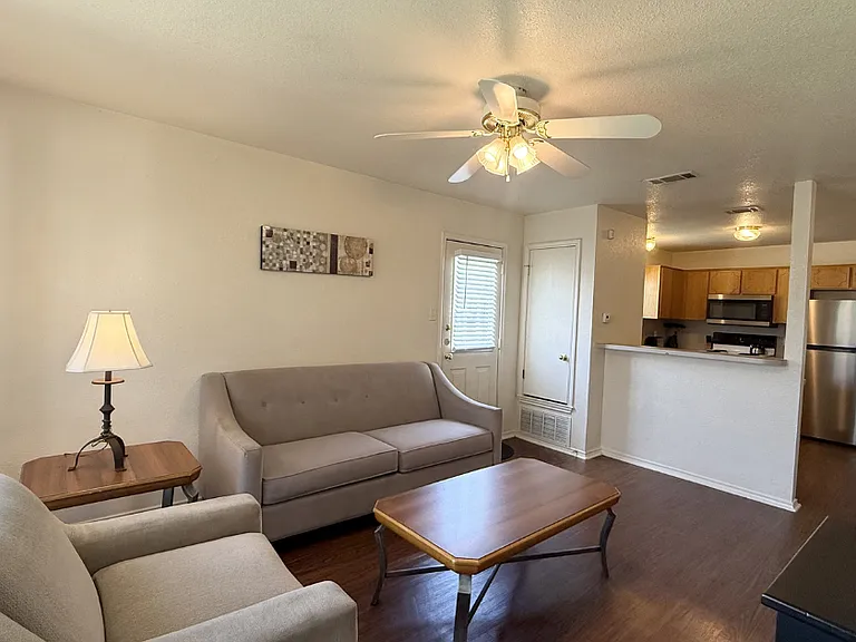 4104 Terri Linn Dr #B — Photo 1