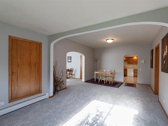 4th image of 3201 Merrill Ave #3205