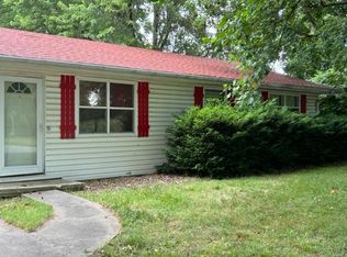 4062 W Groton St, Springfield, MO 65803