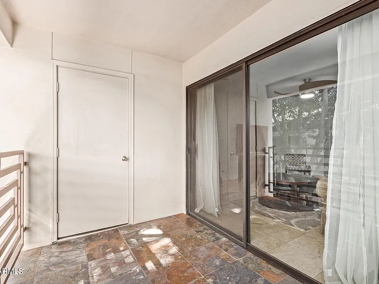 3235 E Camelback Rd #201 — Photo 12