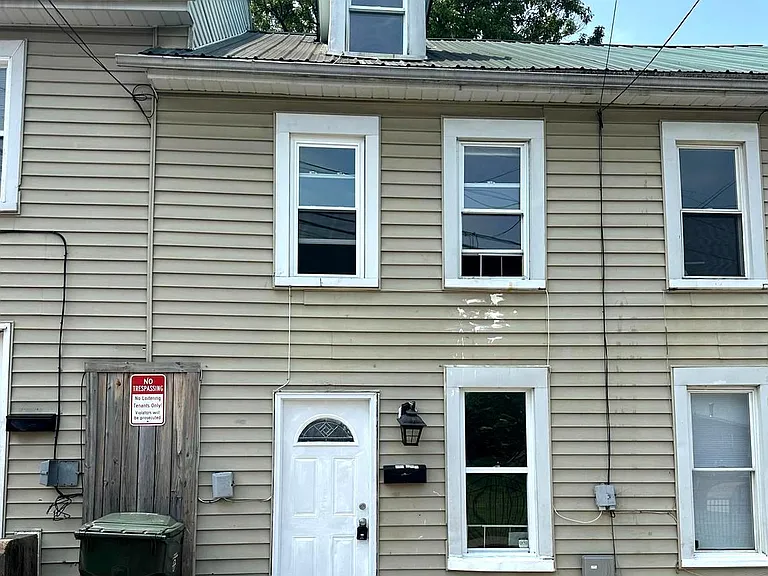 27.5 W Bethel St — Photo 1