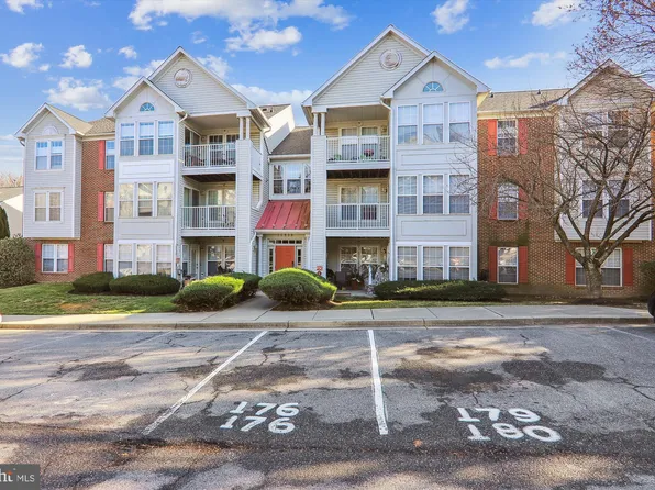 25909 Ridge Manor Dr #9000-B, Damascus, MD 20872