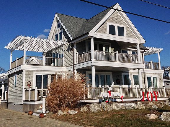 4th image of 11 Laura Lee Dr