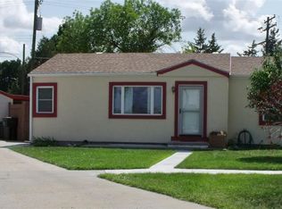 607 Charlotte Dr, Sidney, NE 69162