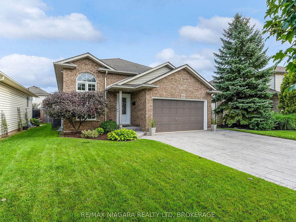 1st image of 325 Lea Cres