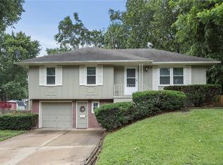 16011 E 25th St S, Independence, MO 64055