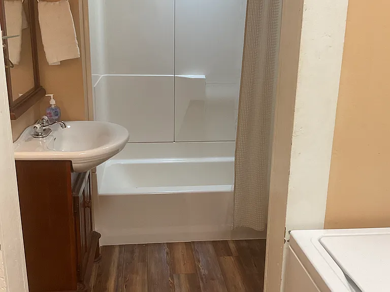 225 Rice St — Photo 28