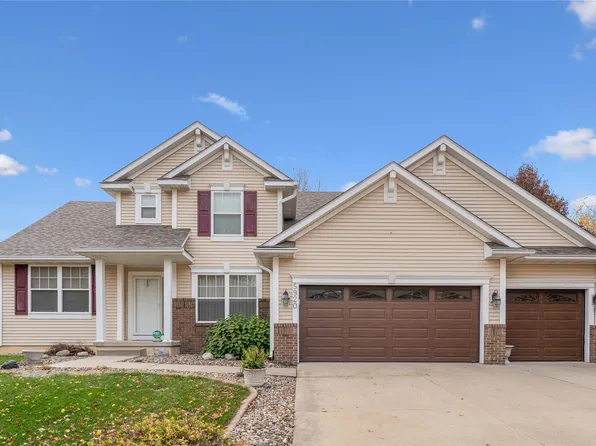 5920 NW 97th St, Johnston, IA 50131