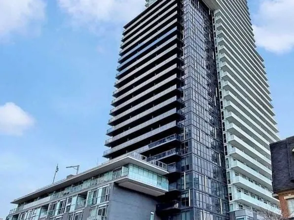 101 Erskine Ave, Toronto, ON