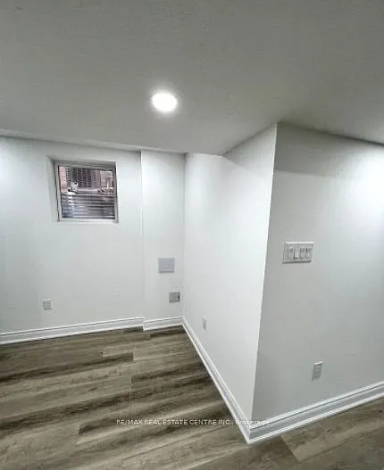3 bed, $1,900 — Photo 4