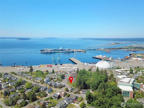 3135 Tulalip Avenue, Everett, WA 98201