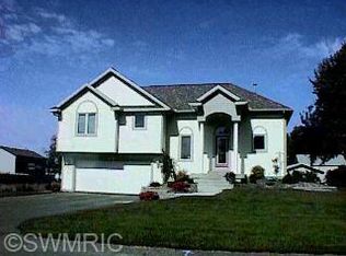 13649 Byran Dr, Holland, MI 49424