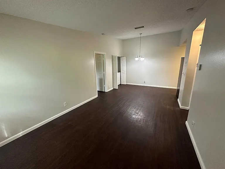 5070 Sanctuary Way #B — Photo 3