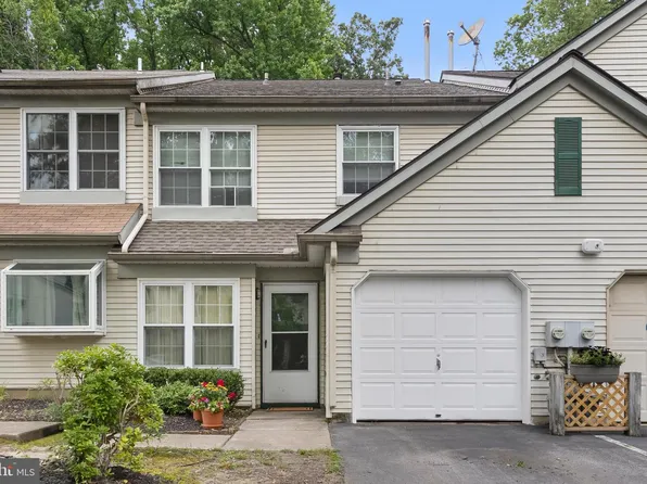 513 Stonebridge Blvd, New Castle, DE 19720