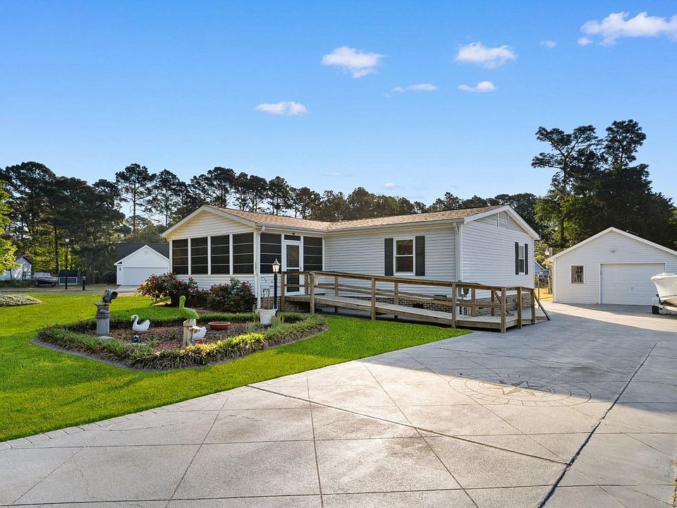 1st image of 4421 Misty Ln.