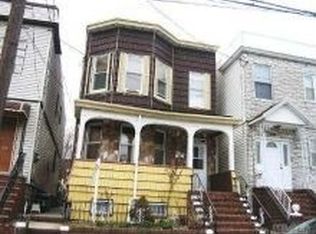 2218 127th St, College Point, NY 11356