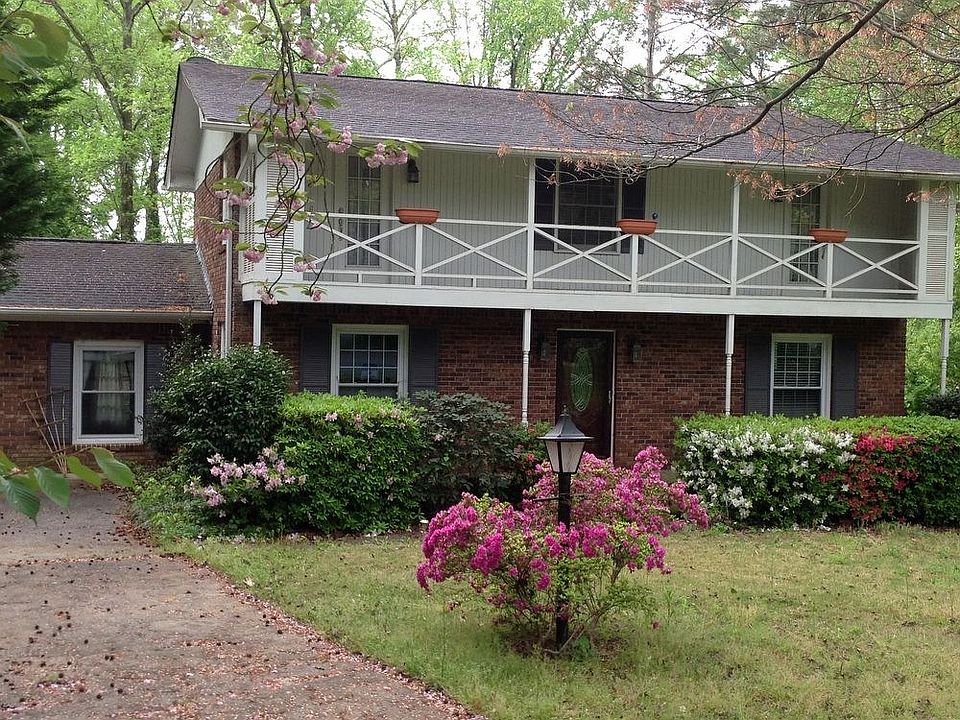 1st image of 754 Smithstone Ct SE