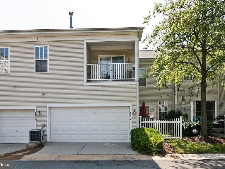 43028 Old Gallivan Ter — Photo 26