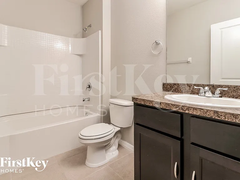 36048 Carriage Pine Ct — Photo 13