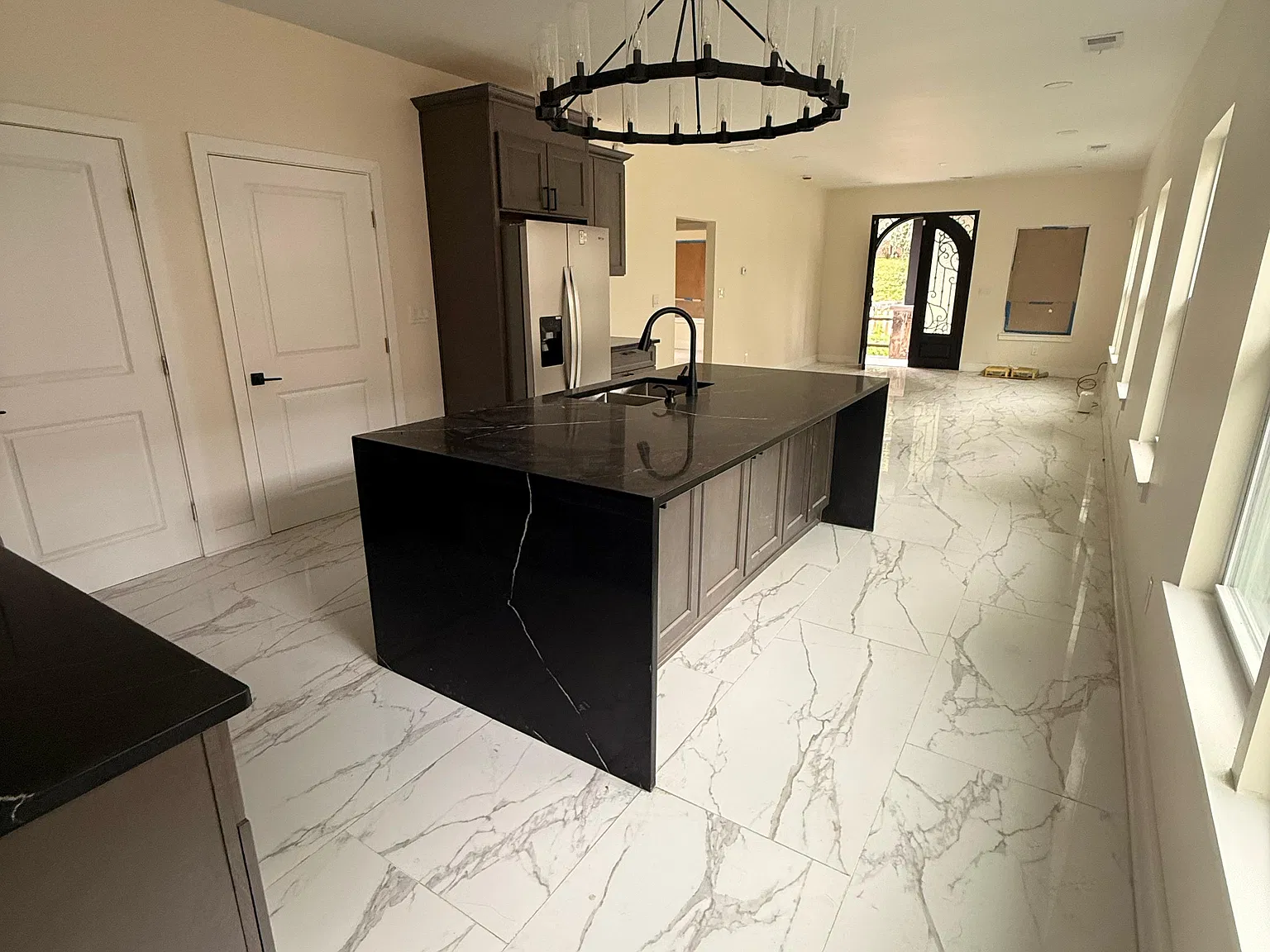 3 bed, 2991 sqft, $3,500 — Photo 4