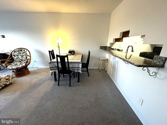 4th image of 11801 Rockville Pik Pike #815