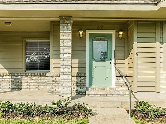 4th image of 62 Campeche Cir