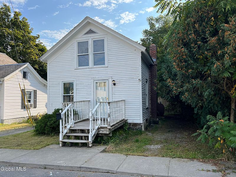 2nd image of 5 Pearl Street