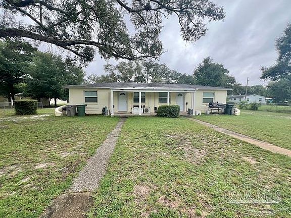 2nd image of 104 Ellis Dr #2