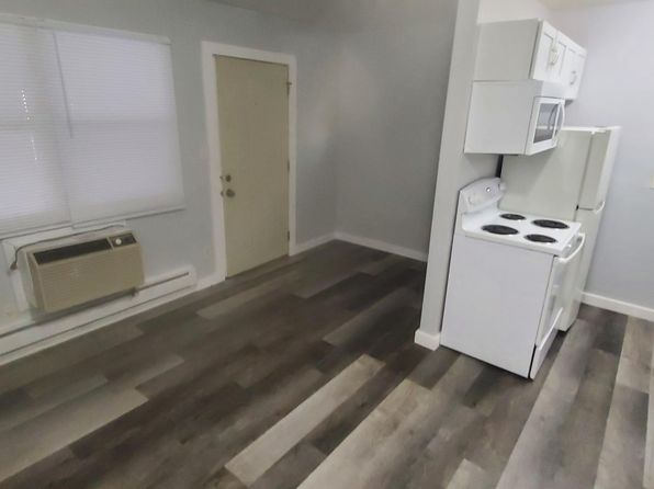 1321 4th St S APT 7