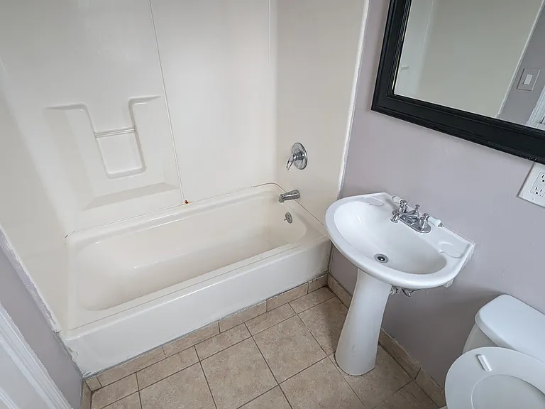 282 Bellevue St #3B — Photo 3