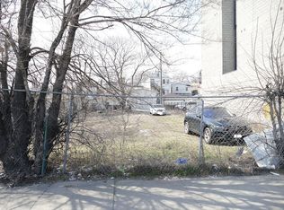 2924 S Wentworth Ave, Chicago, IL 60616