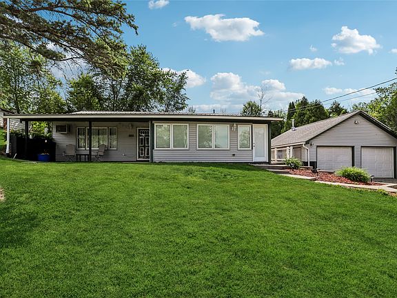 2nd image of 222 Cottage Ln