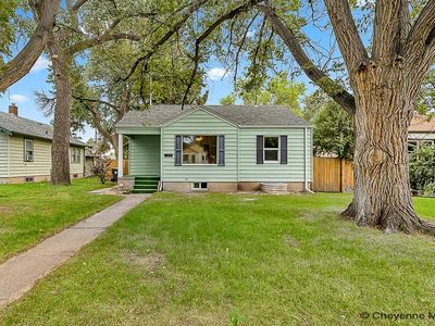 819 W 1st Ave, Cheyenne, WY, 82001