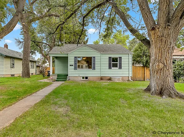 819 W 1st Ave, Cheyenne, WY 82001