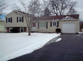 80 Campfire Rd N, Henrietta, NY 14467