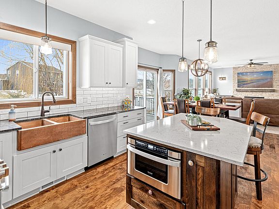 4th image of 1821 Foothill Trl