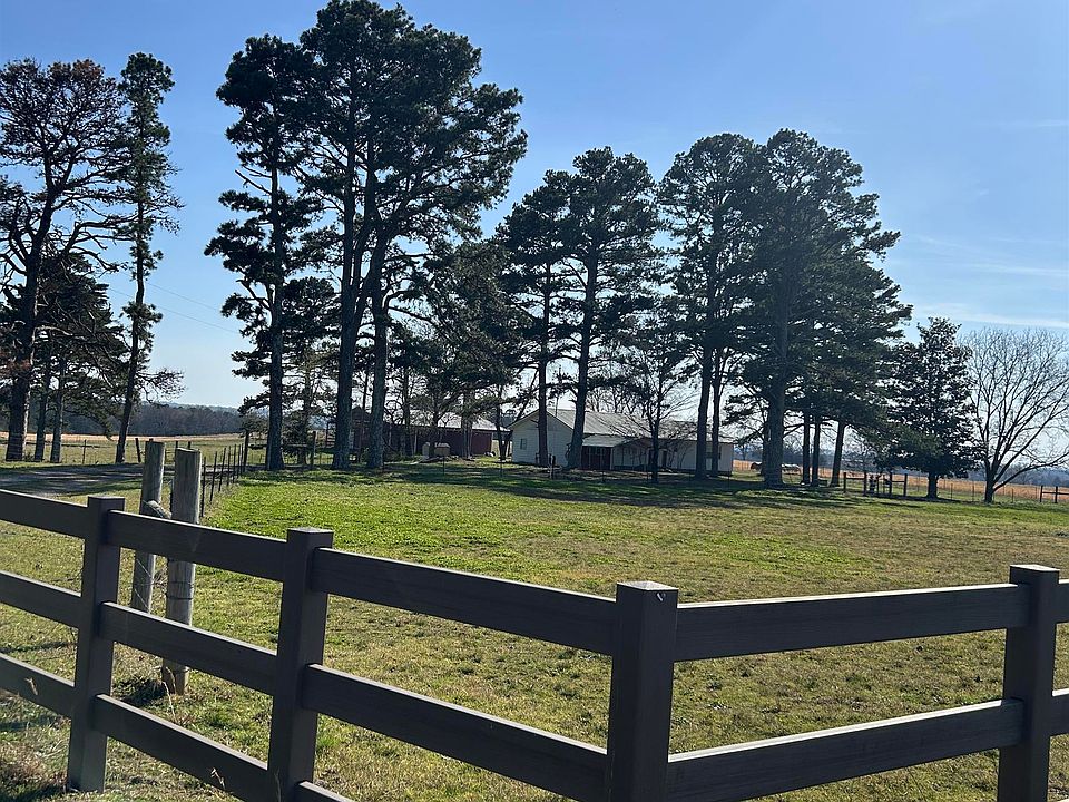 1st image of 1924 Bettis Mountain Rd