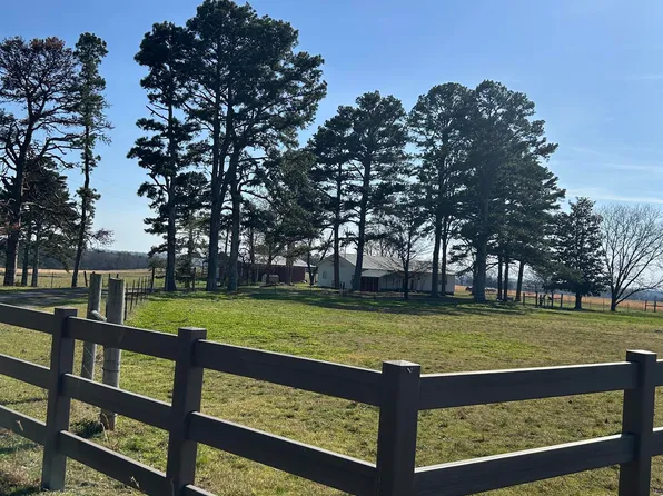 1924 Bettis Mountain Rd, Quitman, AR 72131